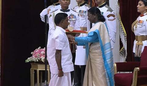 राष्ट्रपति ने देश की 66 हस्तियों को पदम पुरस्कारों से किया सम्मानित, जारी हुई लिस्ट