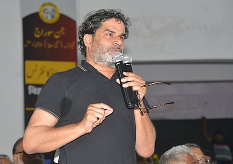 प्रशांत किशोर का मुख्यमंत्री पर हमला, कहा- हरा-भगवा गमछे से नहीं सुलझेंगी बिहार की समस्याएं