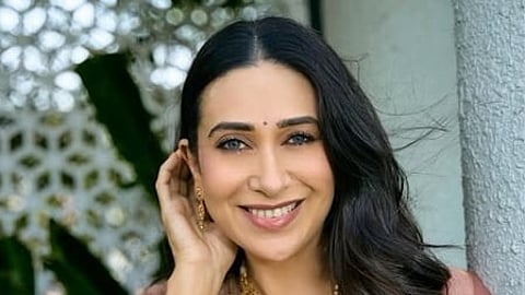 ‘डफली वाले’ देखते ही भावुक हो जाती हूं, ऋषि कपूर को याद कर बोलीं करिश्मा कपूर