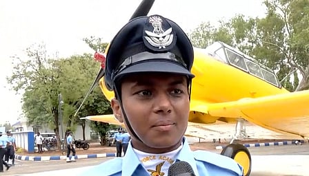 एयर फोर्स अकादमी की ग्रेजुएशन परेड, नए फ्लाइंग ऑफिसर्स ने साझा की सफलता की कहानी