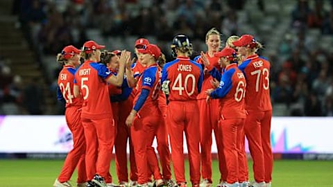 महिला टी20 विश्व कप: डैनी व्याट का धमाकेदार शतक, इंग्लैंड ने श्रीलंका को 87 रनों से रौंदा