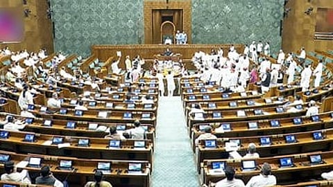 हंगामे और विरोध के बीच लोकसभा से पारित हुआ विनियोग विधेयक