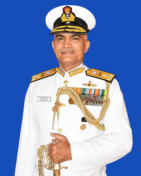 पश्चिमी नौसेना कमान प्रमुख एडमिरल आर. हरि कुमार होंगे अगले नौसेना प्रमुख। (Wikimedia Commons)