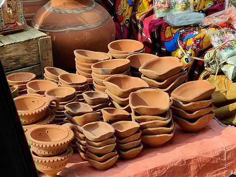 एनसीआरबी की रिपोर्ट के अनुसार 2020 के दौरान मेगा शहरों में प्रकृति की ताकतों के कारण कुल 311 मौतें हुईं (Wikimedia commons)