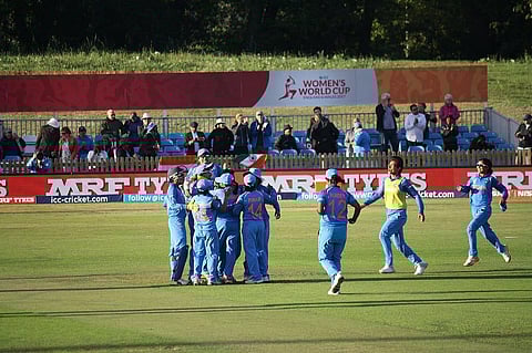 भारतीय महिला क्रिकेट टीम(Wikimedia commons)