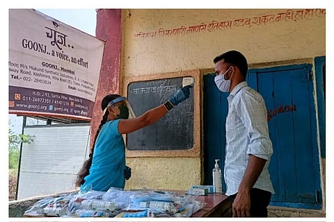 9,500 से अधिक स्वास्थ्य देखभाल कार्यकर्ताओं को किट प्रदान की गई| (IANS)