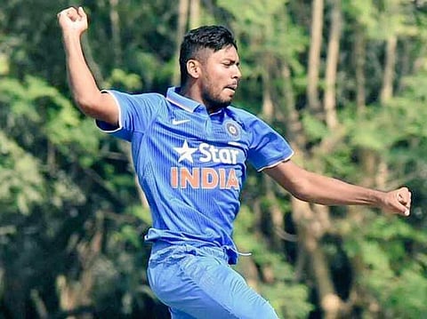 दिल्ली कैपिटल्स (Delhi Capitals) के तेज गेंदबाज आवेश खान| (सोशल मीडिया)