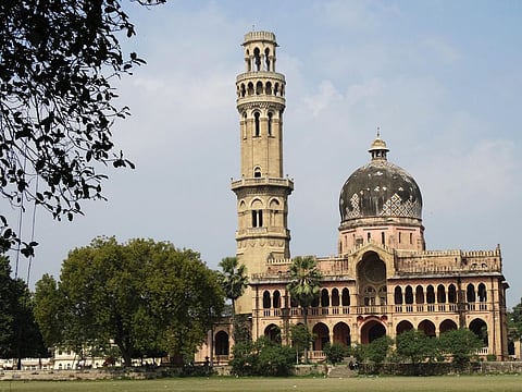 इलाहाबाद विश्वविद्यालय । (Wikimedia Commons)