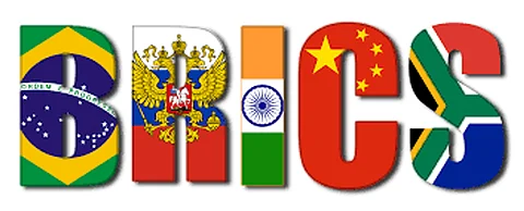 पांच देशों के मुख्य मीडिया संस्थाओं के जिम्मेदार व्यक्तियों ने वचन दिया कि एकजुट होकर फोरम का विकास और सुधार किया जाएगा। (Wikimedia Commons )