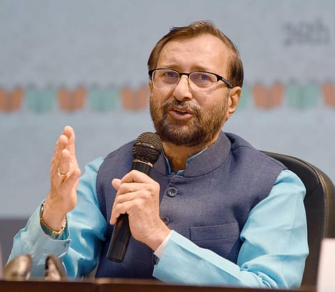 केंद्रीय सूचना एवं प्रसारण मंत्री प्रकाश जावडेकर । (Wikimedia Commons )