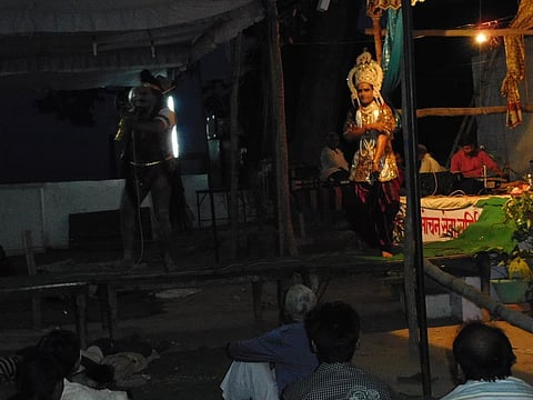 रामलीला मंचन ।(Wikimedia Commons)