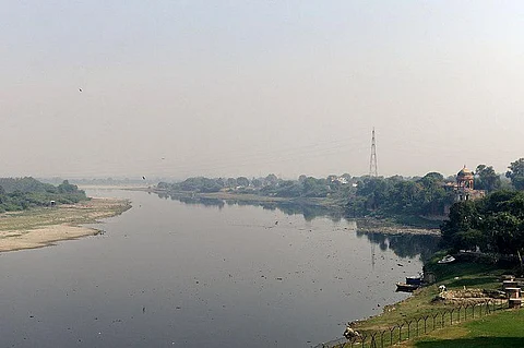 यमुना की हालत पर ग्रीन वॉरियर्स ने जताया शोक। (Wikimedia Commons)