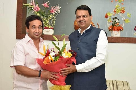 महाराष्ट्र के पूर्व मुख्यमंत्री देवेंद्र फडणवीस के साथ बीजेपी नेता नितेश राणे।(NiteshNRane, Twitter)