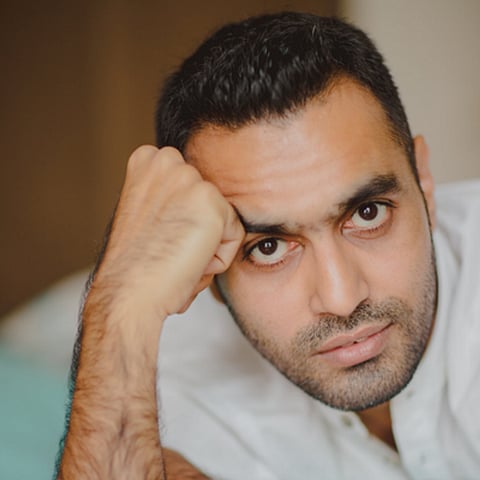 रविंदर सिंह, बहुचर्चित उपन्यास ‘आई टू हैड ए लव स्टोरी’ व कई अन्य किताबों के लेखक(Ravinder Singh, Twitter)