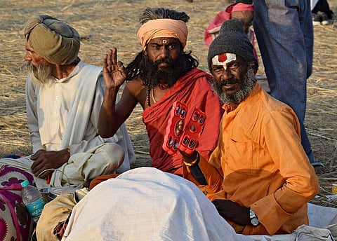 हिन्दू धर्म में सात्विक परिधान को अहम महत्व दिया जाता है।(फाइल फोटो)