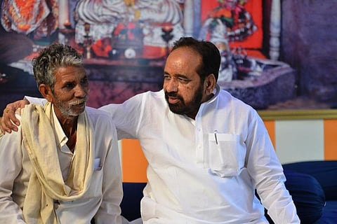 लोक निर्माण मंत्री गोपाल भार्गव ने रहली में अवैध कब्जाधारियों और सूदखोरों के खिलाफ मुहिम शुरू कर दी है।