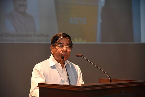 केंद्रीय शिक्षा राज्य मंत्री
डा. सुभाष सरकार। (Twitter)