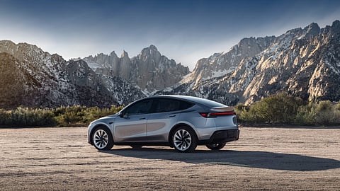 Tesla robotaxi services start this month