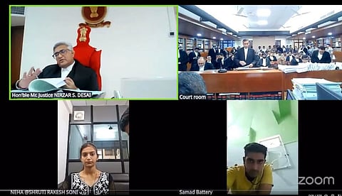 യുവാവ് ടോയിലറ്റിൽ ഇരുന്ന് കോടതി നടപടികളിൽ പങ്കെടുക്കുന്നു