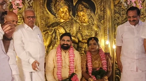 Asna weds Nikhil