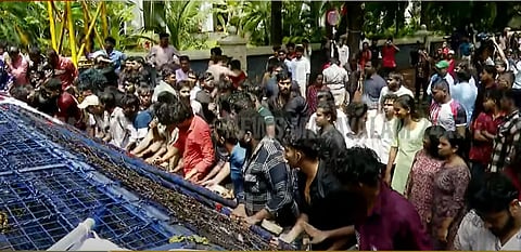 SFI Raj Bhavan March