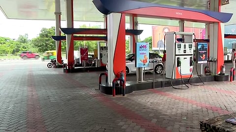 പെട്രോള് പമ്പ്