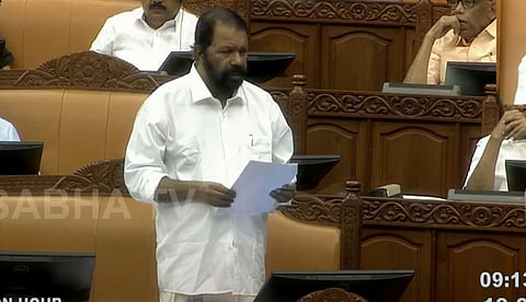 ചോദ്യോത്തര വേളയ്ക്കിടെ ദേഹാസ്വാസ്ഥ്യം, വി. ശിവന്കുട്ടിയെ ആശുപത്രിയിലെത്തിച്ചു; ആശങ്കപ്പെടാനില്ല