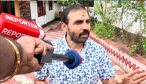 ഉണ്ണികൃഷ്ണന് പോറ്റിയുമായുള്ള ബന്ധം അവസാനിപ്പിച്ച് ദേവസ്വം ബോര്ഡ്; പോറ്റി മുഖേനയുള്ള വാറന്റി വേണ്ടെന്നു വച്ചു