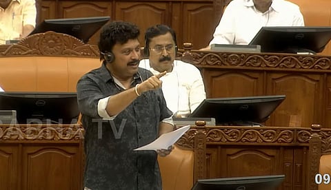 ചികിത്സയ്ക്കായി പോകുന്ന കാന്സര് രോഗികള്ക്ക് കെഎസ്ആര്ടിസി ബസുകളില് സൗജന്യ യാത്ര; പ്രഖ്യാപനവുമായി കെ.ബി. ഗണേഷ് കുമാര്