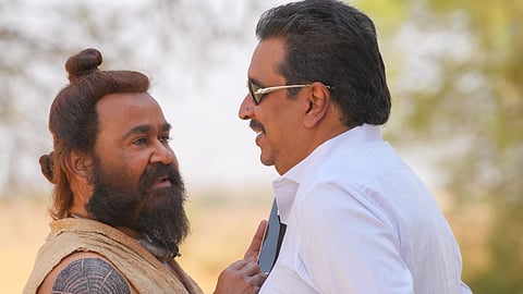 'മലൈക്കോട്ടൈ വാലിബ'ന്റെ സെറ്റില് മോഹന്ലാലും ഷിബു ബേബി ജോണും