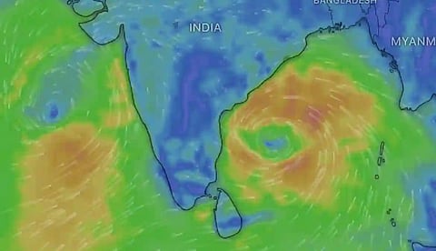 'മൊന് ത' തീരം തൊടുന്നതോടെ തീവ്രത വര്ധിക്കും; ആന്ധ്രാപ്രദേശില് റെഡ് അലേര്ട്ട്