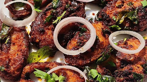 നെയ്യാറ്റിൻകരയിൽ ചെമ്പല്ലി കഴിച്ച് ഭക്ഷ്യവിഷബാധയേറ്റ് 35 പേർ ചികിത്സയിൽ; കുട്ടികളടക്കം അത്യാഹിത വിഭാഗത്തിൽ