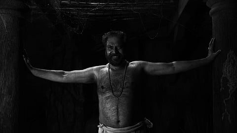 മമ്മൂട്ടി ഭ്രമയുഗത്തിൽ