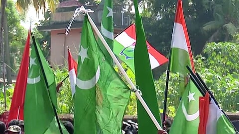 യുഡിഎഫ് കൊടുങ്കാറ്റിൽ കടപുഴകി കൊല്ലവും; ഇടതു കോട്ടയിൽ പാറിപ്പറന്ന് ത്രിവർണ പതാക