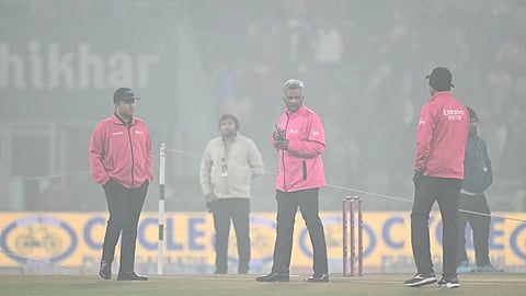 fog in Ekana cricket Stadium