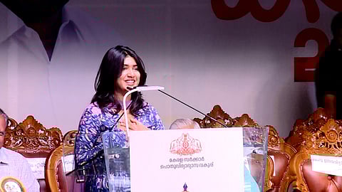 സംസ്ഥാന സ്കൂൾ കലോത്സവ ഉദ്ഘാടന വേദിയിൽ നടി റിയ ഷിബു