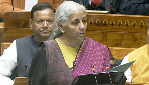 കായിക മേഖലയിലെ മാറ്റങ്ങള്ക്കായി 'ഖേലോ ഇന്ത്യ മിഷന്'; കായിക ഉപകരണങ്ങളും ഇനി ഇന്ത്യ തന്നെ നിര്മിക്കും