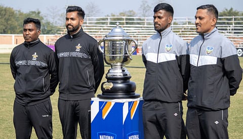 ഇന്ത്യന് ഫുട്ബോളിന്റെ കളിമുറ്റത്ത് വീണ്ടും ഒരു കേരള-സര്വീസസ് ഫൈനല്, തീ പാറും മത്സരത്തിനായി ആരാധകര്