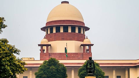 പണം മുഴുവൻ സൗജന്യം കൊടുത്ത് തീർത്താൽ വികസനത്തിനെന്ത് ചെയ്യും? സംസ്ഥാന സർക്കാരുകളുടെ തെരഞ്ഞെടുപ്പ് 'സൗജന്യ'ങ്ങൾക്കെതിരെ സുപ്രീം കോടതി