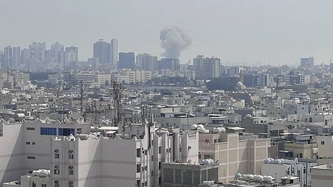 തിരിച്ചടിച്ച് ഇറാന്: ദുബായ്, ബഹ്റൈൻ,കുവൈറ്റ്, അബുദാബി എന്നിവിടങ്ങളിലും സ്ഫോടനം; ഗൾഫ് രാജ്യങ്ങളിൽ അതീവ ജാഗ്രതാ നിർദേശം