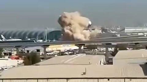 ദുബായ് വിമാനത്താവളത്തിന് നേരെ വീണ്ടും ഇറാൻ ആക്രമണം; സർവീസുകൾ തടസപ്പെട്ടു