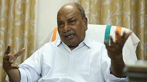 എ. കെ. ആൻ്റണി