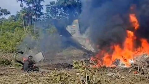 കൊളംബിയയില് സൈനിക വിമാനം തകർന്ന് 90 മരണം