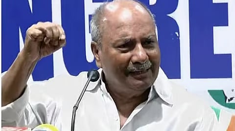 എ.കെ ആൻ്റണി