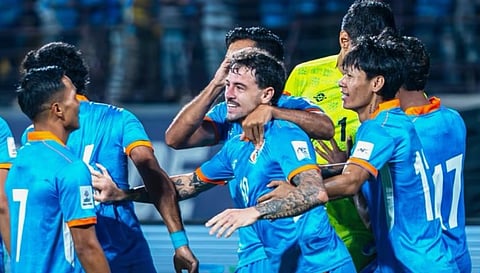 എഎഫ്സി യോഗ്യത മത്സരം; ഹോങ്കോങിനെ തകർത്ത് ഇന്ത്യ, വർഷങ്ങൾക്കിപ്പുറം നീലകടലായി കലൂർ സ്റ്റേഡിയം