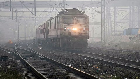 man electrocuted while shooting reels above train in Koyilandy