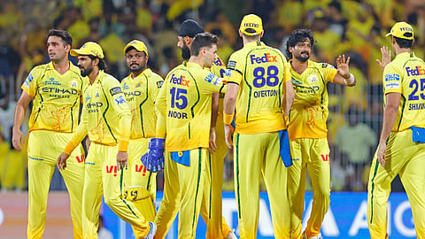 ചെന്നൈയ്ക്ക് മുന്നിൽ മുട്ടു മടക്കി കൊൽക്കത്ത; ജയം 32 റൺസിന്