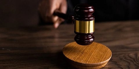 നിയമവിരുദ്ധമായി ജോലി ചെയ്യാൻ പ്രേരിപ്പിച്ചു; യു.കെയിലെ ഹിന്ദുജ കുടുംബാംഗങ്ങള്ക്ക് തടവ് ശിക്ഷ