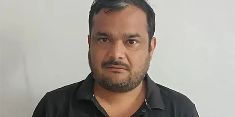 നീറ്റ് ചോദ്യ പേപ്പർ ചോർച്ച;പിന്നിൽ സോൾവർ ഗ്യാങ്