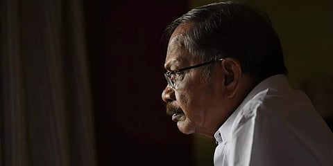 കോഴിക്കോട് കോർപറേഷന്റെ വജ്ര ജൂബിലി പുരസ്കാരം എം.ടിക്ക് സമ്മാനിച്ചു